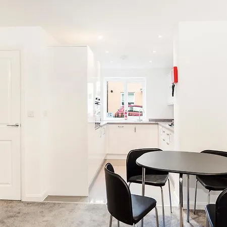 Beautiful Brand New - Sleeps Up To 5! *